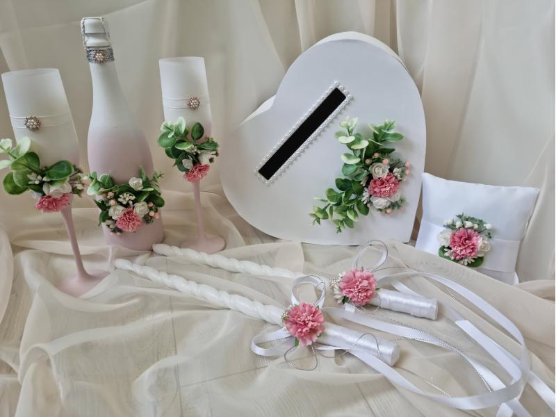 Комплект сватбени аксесоари- " С аромат на пролет "