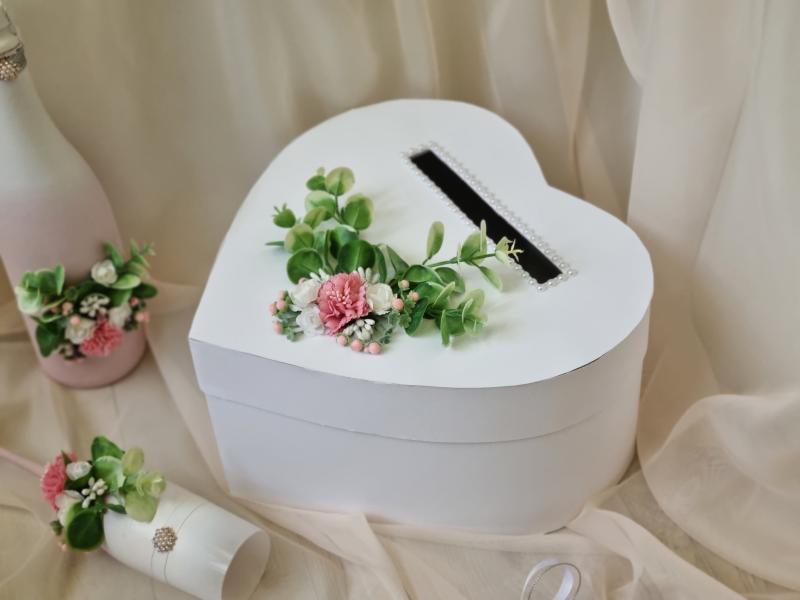 Сватбена кутия за подаръци - "С аромат на пролет"