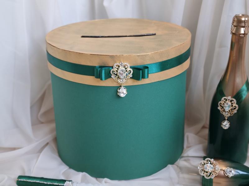 Сватбена кутия за подаръци - " Изумруд и злато "