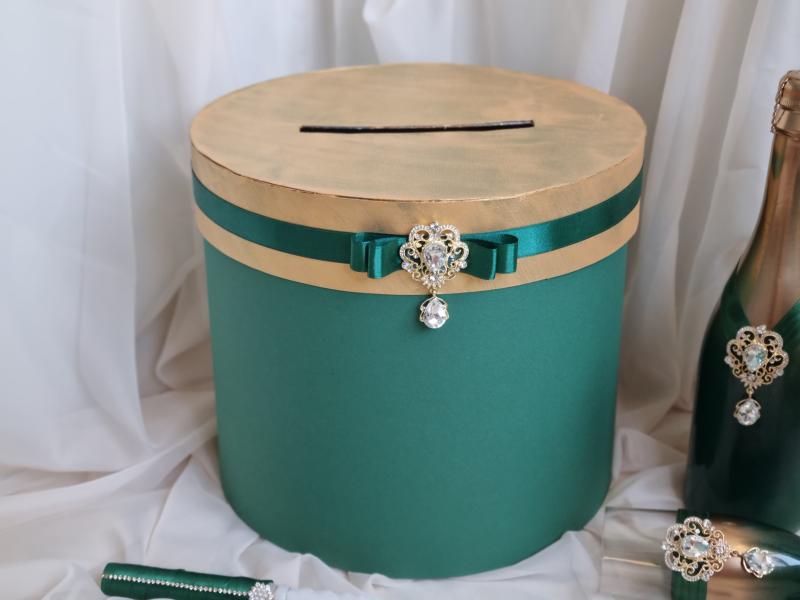 Сватбена кутия за подаръци - " Изумруд и злато "