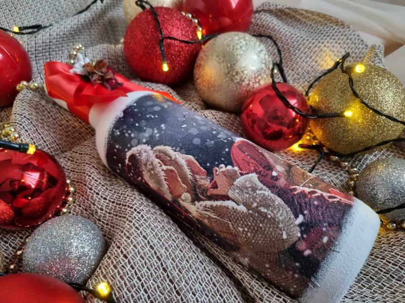 Бутилка с червено вино "Снежна нощ" -ръчно изработено 