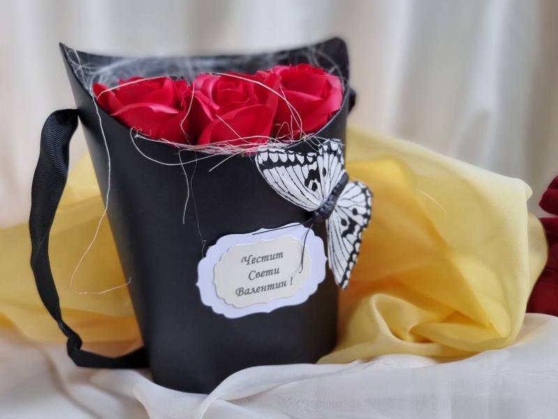 Букет "Червена роза"